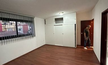 VENDO PRECIOSA CASA EN LA FLORIDA NAUCALPAN EDOMEX