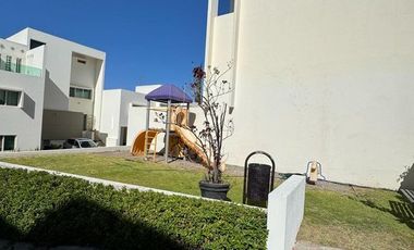 CASA EN CONDOMINIO EN VENTA LOMAS ALTAS