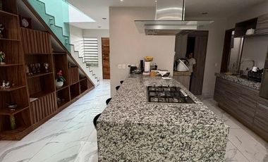 CASA EN CONDOMINIO EN VENTA LOMAS ALTAS