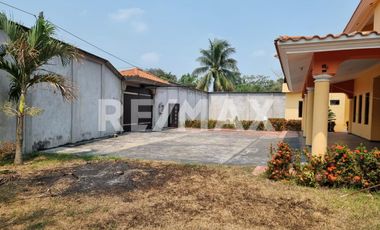CASA EN VENTA - (3)
