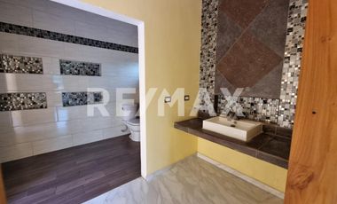 CASA EN VENTA - (3)