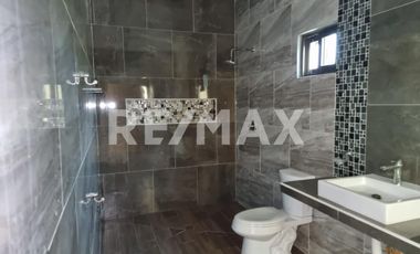 CASA EN VENTA - (3)