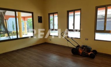 CASA EN VENTA - (3)