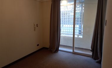 Departamento en Arriendo en Lord Cochrane, Parque Almagro
