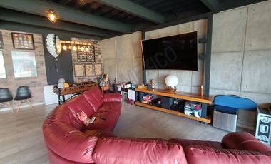 Residencia de Lujo en el Prestigioso Club de Golf Bellavista.