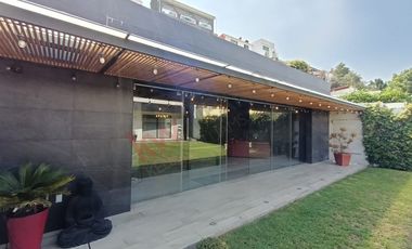 Residencia de Lujo en el Prestigioso Club de Golf Bellavista.