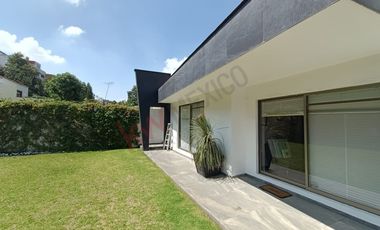 Residencia de Lujo en el Prestigioso Club de Golf Bellavista.