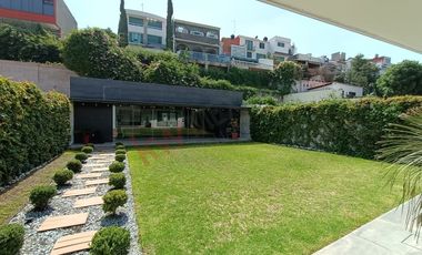 Residencia de Lujo en el Prestigioso Club de Golf Bellavista.