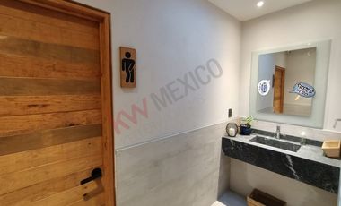 Residencia de Lujo en el Prestigioso Club de Golf Bellavista.