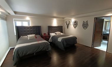 Residencia de Lujo en el Prestigioso Club de Golf Bellavista.