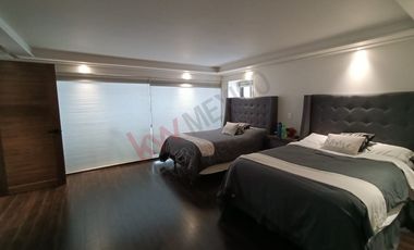 Residencia de Lujo en el Prestigioso Club de Golf Bellavista.