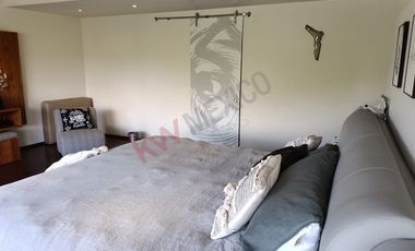Residencia de Lujo en el Prestigioso Club de Golf Bellavista.