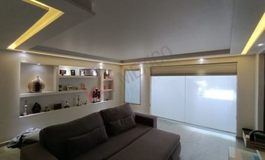 Residencia de Lujo en el Prestigioso Club de Golf Bellavista.