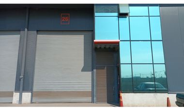 ARRIENDO Bodega de 204,1 m2 + 47,6 m2 de Altillo, Av. La Montaña, Lampa