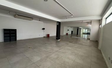 LOCAL COMERCIAL EN AV PRIMAVERA