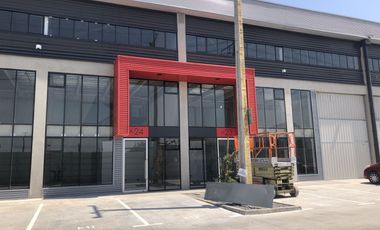 ARRIENDO NUEVO Bodegas de 236,87 m2 galpón + 83,12 m2 oficinas Ruta 5, Lampa