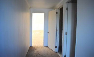 ARRIENDO Bodega de 592 m2 + 145,7 m2 de Oficina, Av. La Montaña, Lampa