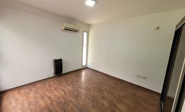 Casa en venta ph villa elisa con pileta planta baja 2 dormitorios parrilla aire alarma