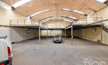 Alquiler Inmueble Comercial con Galpón, Entrepiso y Oficinas en Barrio Luis Agote