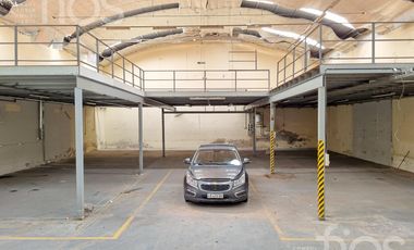 Alquiler Inmueble Comercial con Galpón, Entrepiso y Oficinas en Barrio Luis Agote