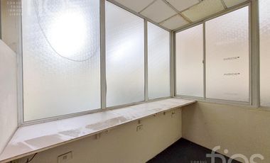 Alquiler Inmueble Comercial con Galpón, Entrepiso y Oficinas en Barrio Luis Agote