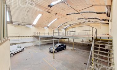 Alquiler Inmueble Comercial con Galpón, Entrepiso y Oficinas en Barrio Luis Agote