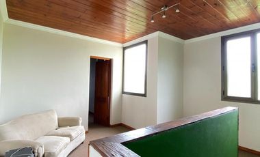 Casa en venta - 3 Dormitorios 4 Baños - Cochera - 1.000Mts2 - Escobar