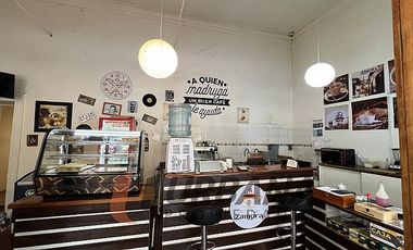 CASA COMERCIAL FRENTE A PLAZA DE VICUÑA