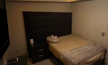 Casa Remodelada en Jardines del Valle