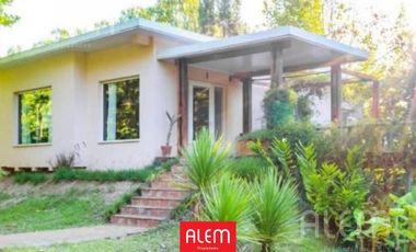 Casa en  Delta de Tigre - Acepta Permuta-