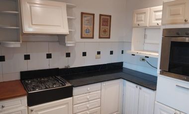 Casa en  Alquiler en Villa Rivera Indarte