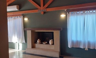 Casa en  Alquiler en Villa Rivera Indarte
