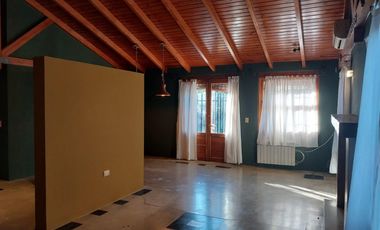 Casa en  Alquiler en Villa Rivera Indarte