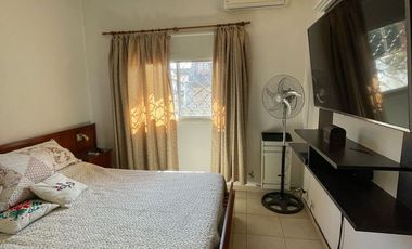 Casa en venta con 3 viviendas, cochera para 4 autos, jardín y quincho con parrilla - Wilde