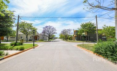 Terreno en  venta en Soldini, Barrio Las Pergolas