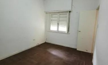 Departamento en venta - 2 Dormitorios 1 Baño - 70Mts2 - La Plata