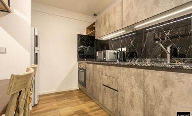 Departamento con Parrilla en Alquiler Amoblado