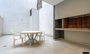 Departamento con Parrilla en Alquiler Amoblado