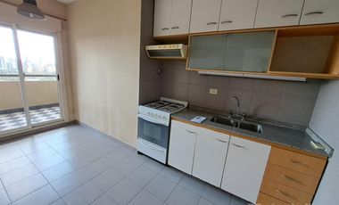 Muy lindo departamento 3 ambientes, con dos baños opcion cochera.