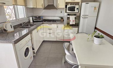 Venta Casa PH 3 Amb. al Frente - en Ramos Mejía  - Muy buen Estado