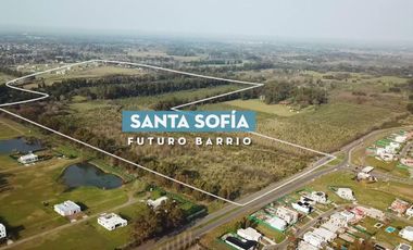 Hermosa casa sobre lote interno central a espacio verde en Santa Elena - Pilar del Este