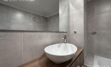 Departamento de dos ambientes en alquiler, Moron Sur.
