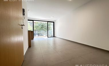 Departamento de dos ambientes en alquiler, Moron Sur.