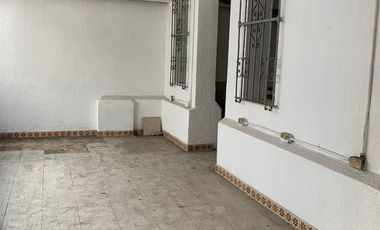 Bodega en renta, Col. Esperanza