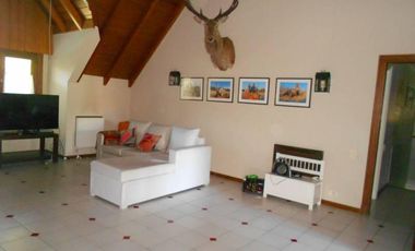 Alquiler Temporario - Espectacular casa en Las Lomas de San Isidro
