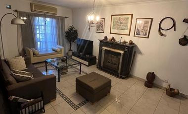 Casa en venta  Burzaco