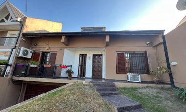 Casa en venta  Burzaco