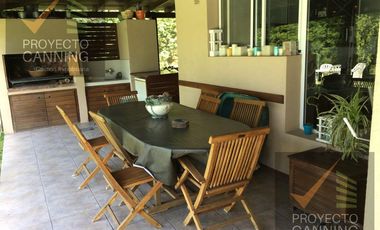 Casa en alquiler en Barrio El Lauquen Canning