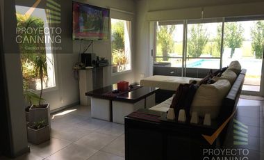 Casa en alquiler en Barrio El Lauquen Canning