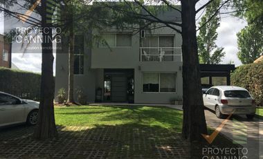 Casa en alquiler en Barrio El Lauquen Canning
